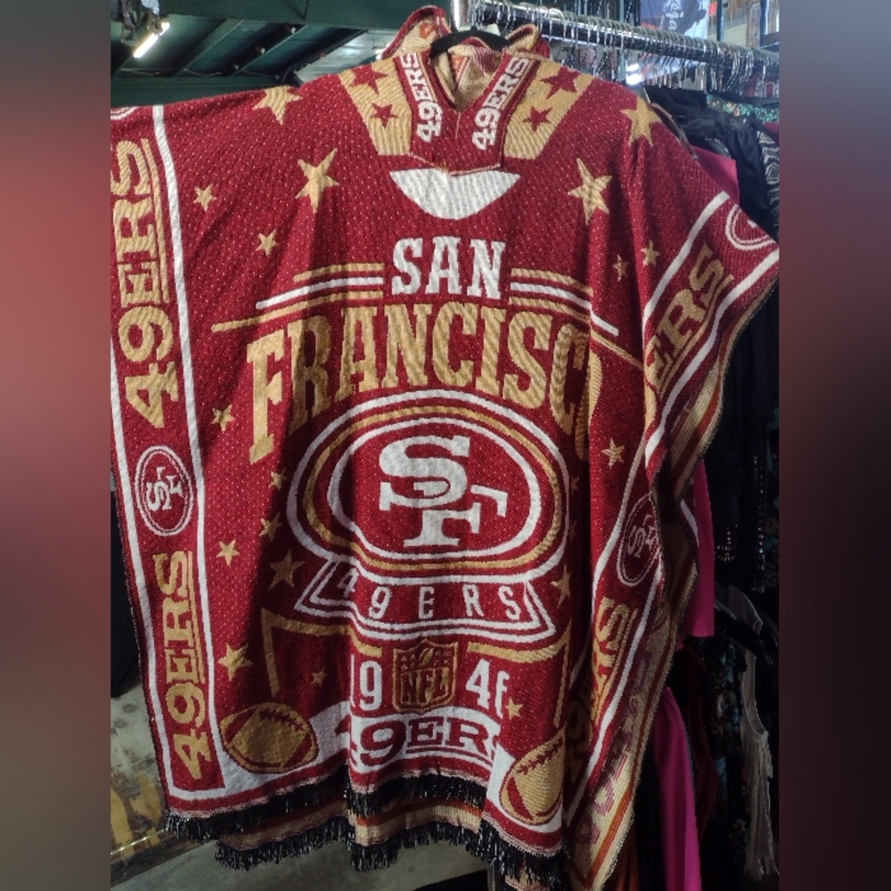 San Francisco 49rs hooded Poncho